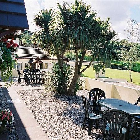 Crossways & Sea View Holiday Apartments Torquay Exterior photo